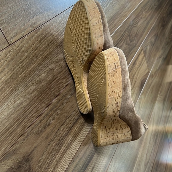 Stuart Weitzman Corkswoon Haze Suede Wedge Pump 8 - Picture 4 of 8